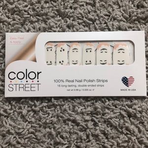 Color Street Ghostess with the Mostest Nail Strips